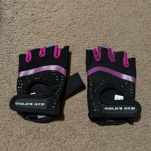 Gold's Gym Women's Black and Purple Workout Gloves